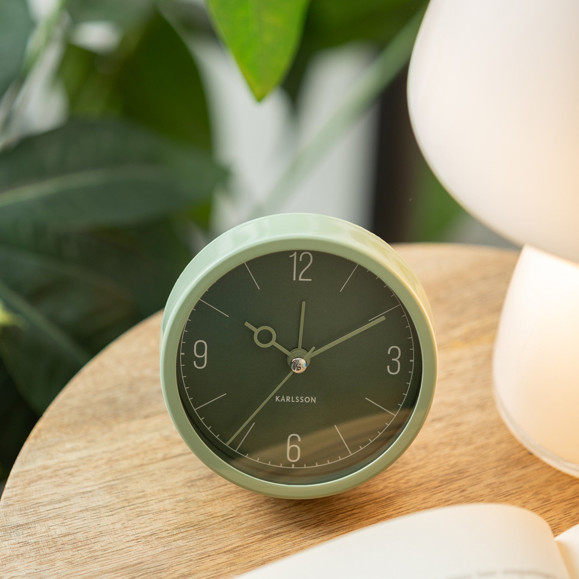 Monocle vækkeur grøn